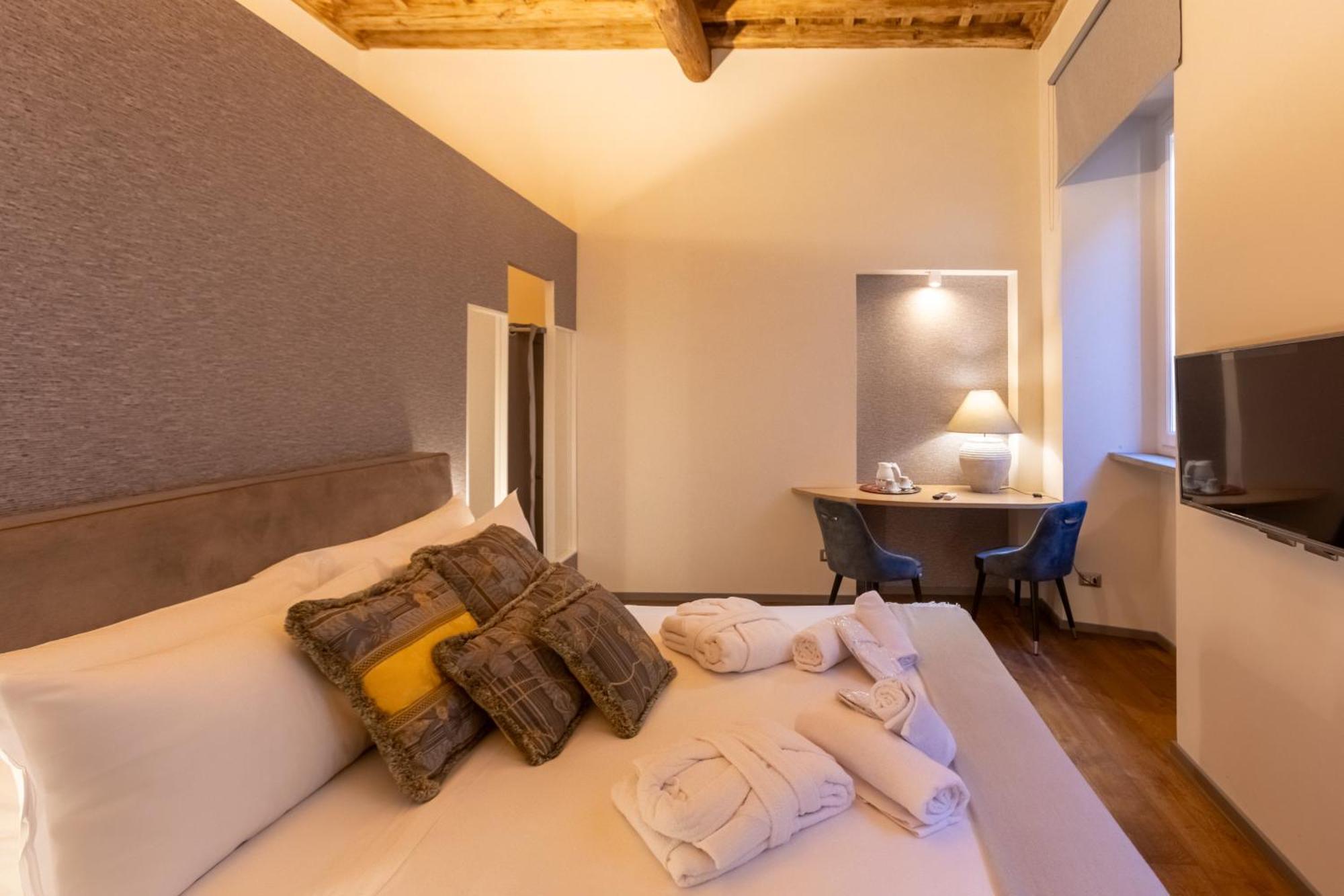 Fontana Di Trevi Roma Luxury Suite Exterior foto